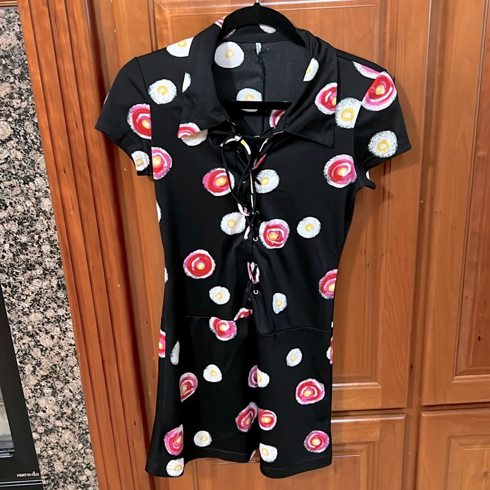 EUC Vintage Black Mini Dress Lace-up front cap sleeves vibrant print 60’s vibes